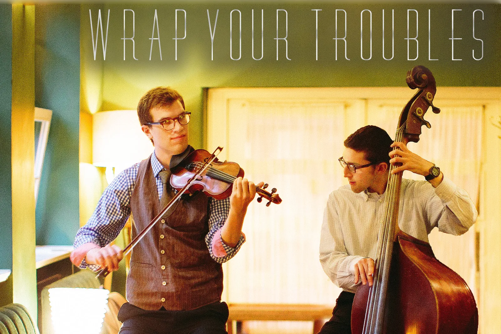 Lucas Temming and Jesse Bravermann with violin and double bass